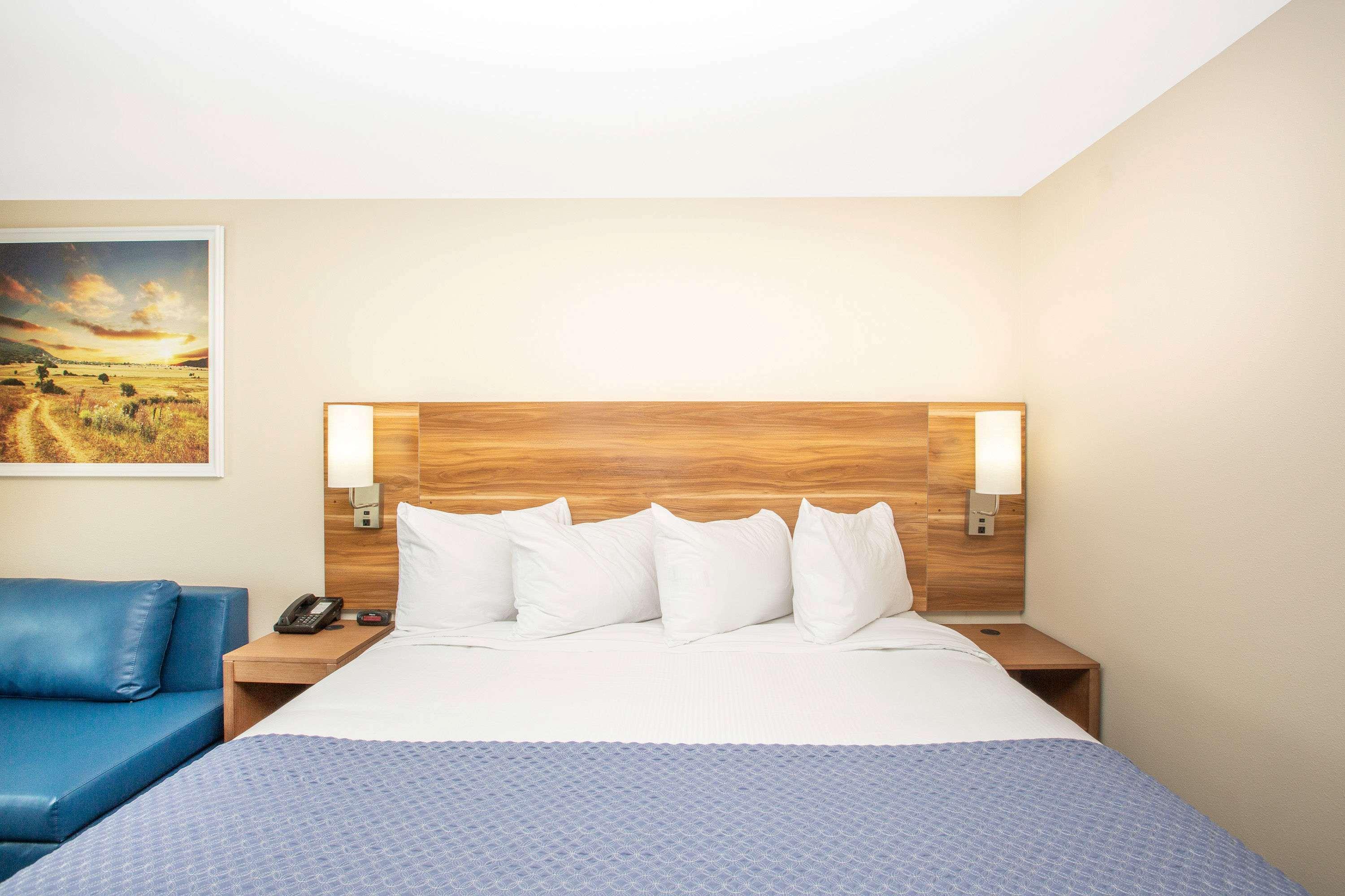 Days Inn & Suites By Wyndham Kearney Ne Luaran gambar