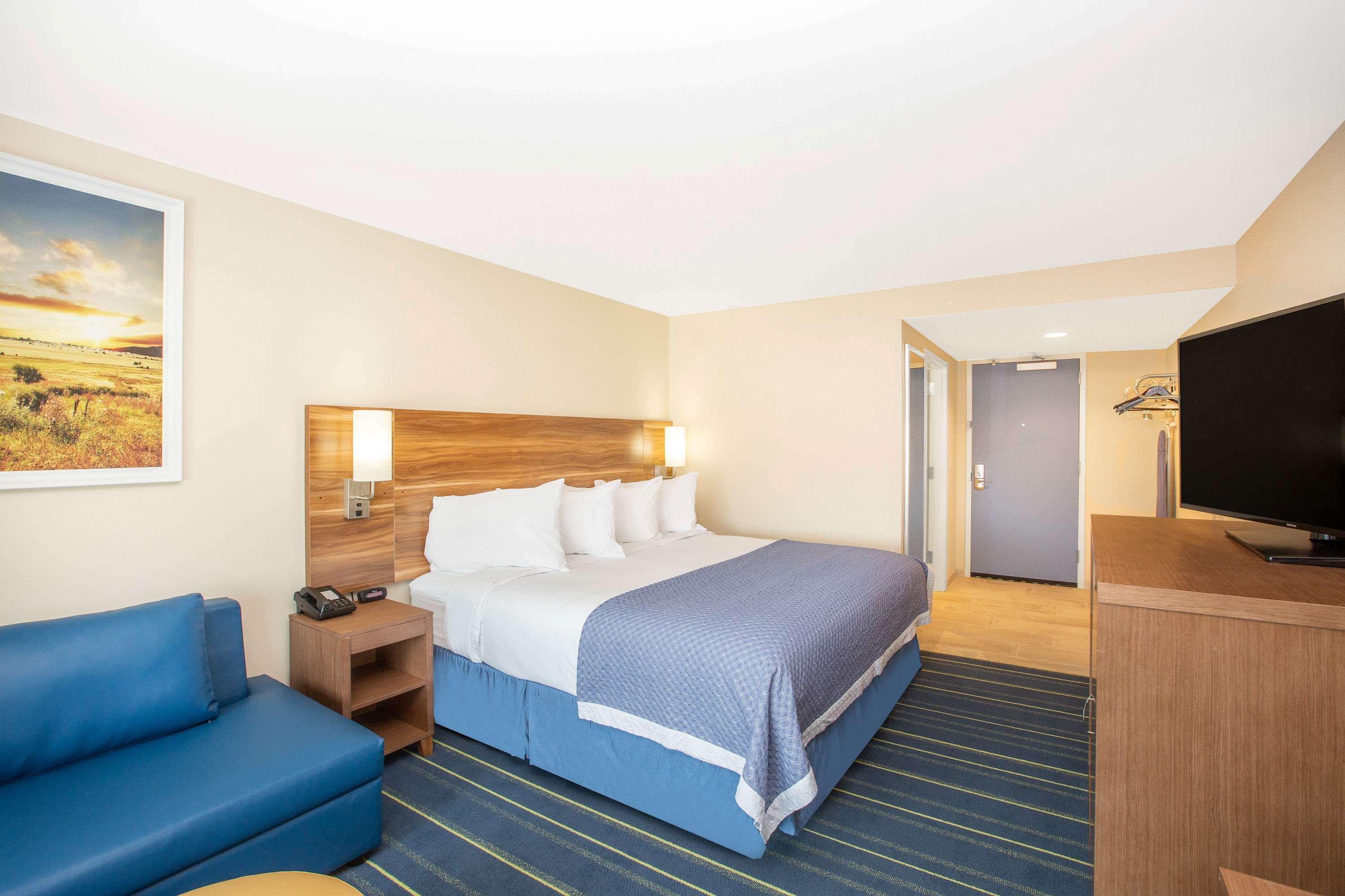 Days Inn & Suites By Wyndham Kearney Ne Luaran gambar