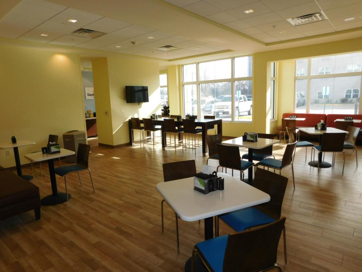 Days Inn & Suites By Wyndham Kearney Ne Luaran gambar